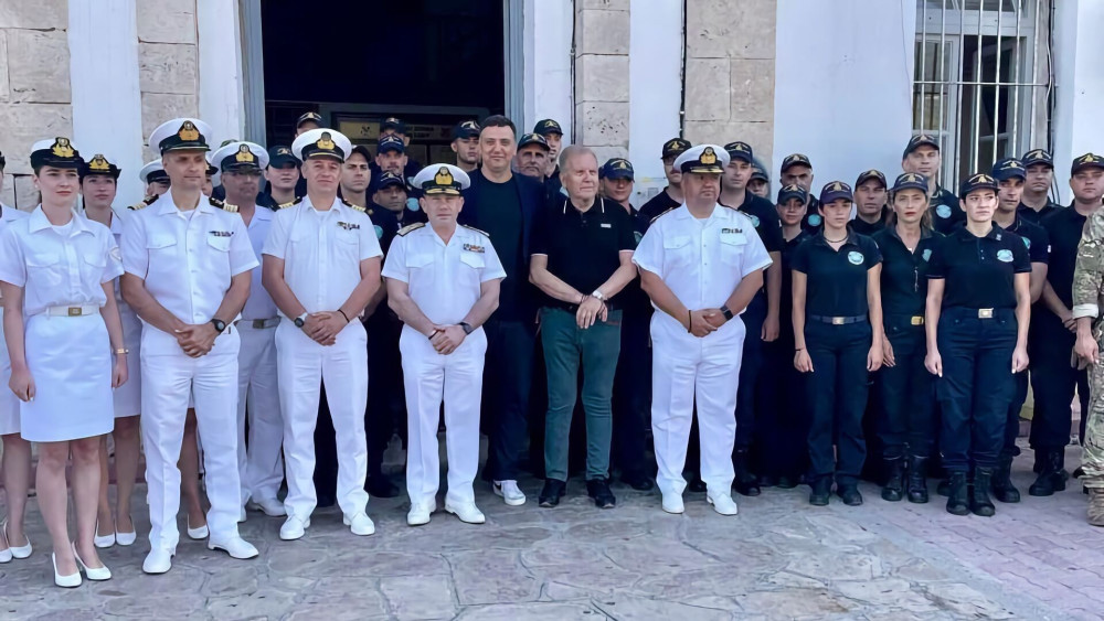 Κικίλιας από Σάμο: «Με κάμερες drone και νέες προσλήψεις ενισχύουμε το Λιμενικό»
