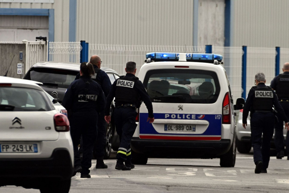 Γαλλία: μαθητής μαχαίρωσε την καθηγήτριά του - Σε κρίσιμη κατάσταση η εκπαιδευτικός