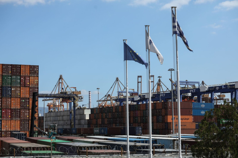 Πειραιάς: νεκρός 58χρονος οδηγός ταξί στο λιμάνι