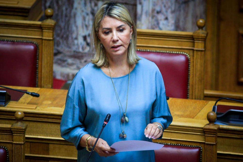 Ζέτα Μακρή κατά ΠΑΣΟΚ και ΕΛΑΣ: Ο εμφύλιός σας αποδεικνύει την ανάγκη αυτοδυναμίας (video)