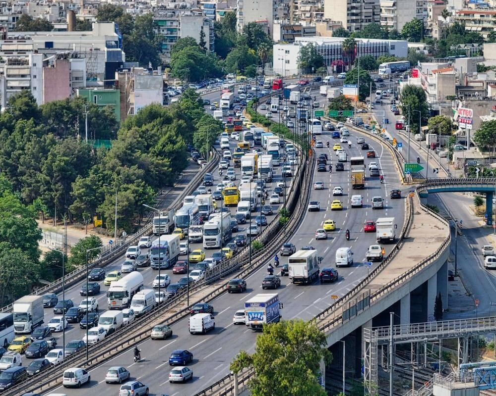 11 νεκροί και 703 τραυματίες σε τροχαία στην Αττική, μόνο τον Ιούλιο