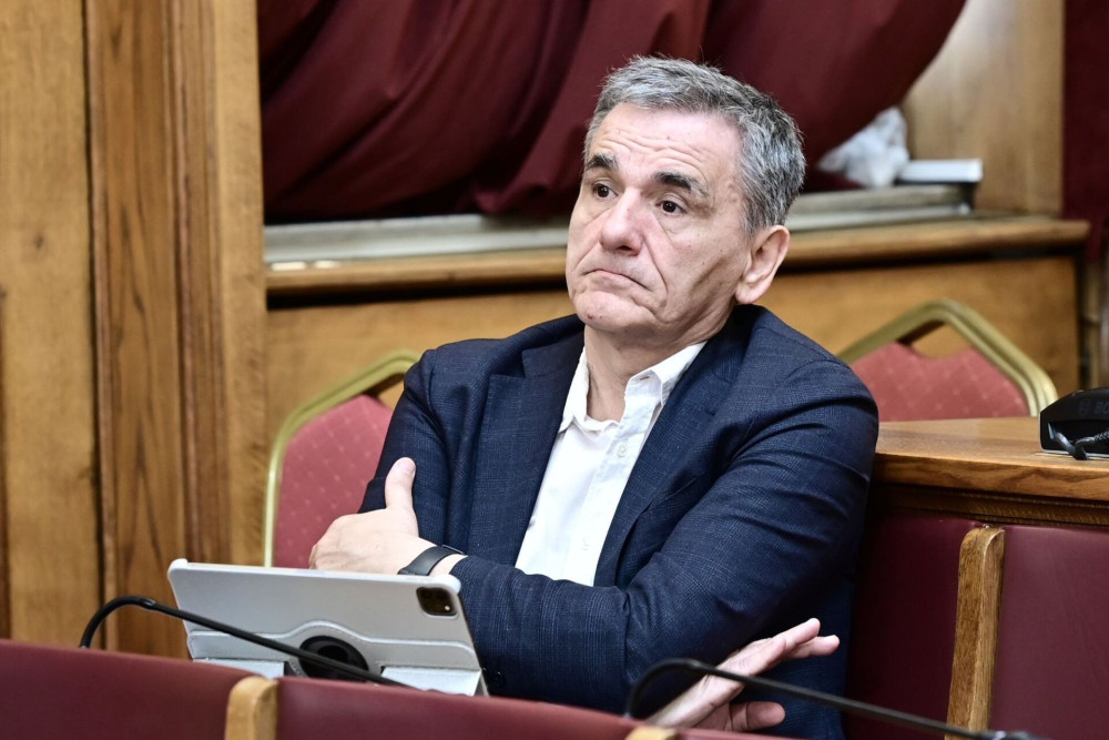 Τσακαλώτος: η αδυναμία Τσίπρα και το «προσβλητικό» Παλλάς (video)