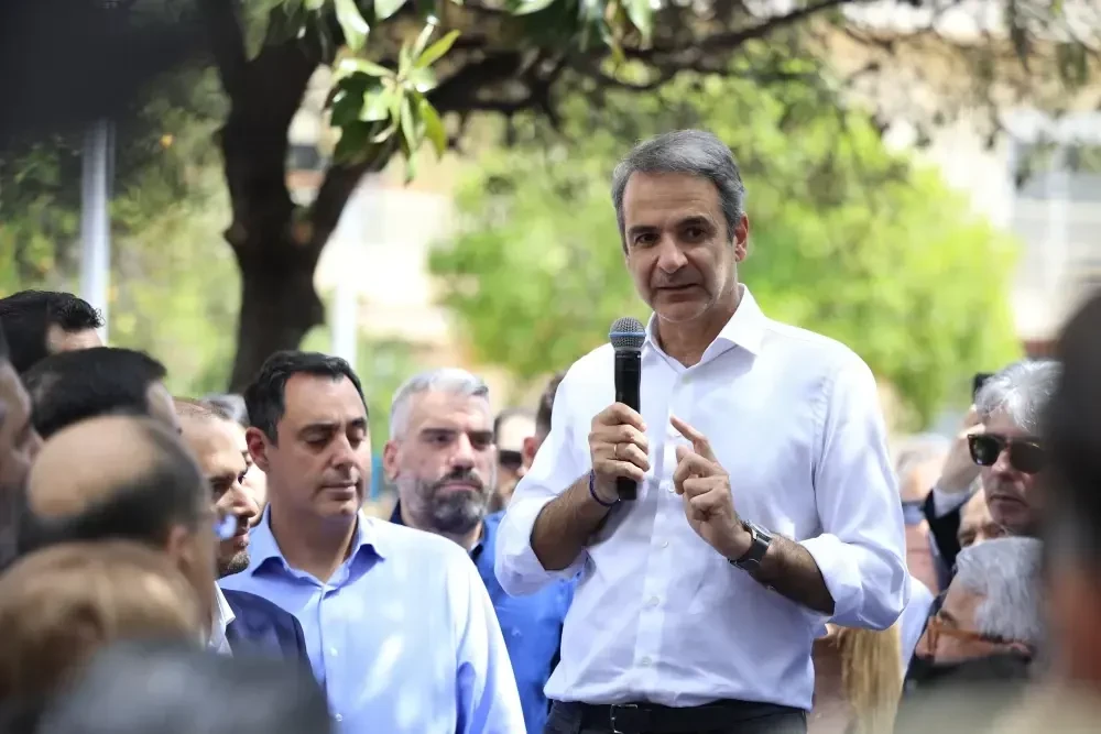 Όταν ένας δήμαρχος και στέλεχος του ΠΑΣΟΚ συγχαίρει τον Κυριάκο Μητσοτάκη