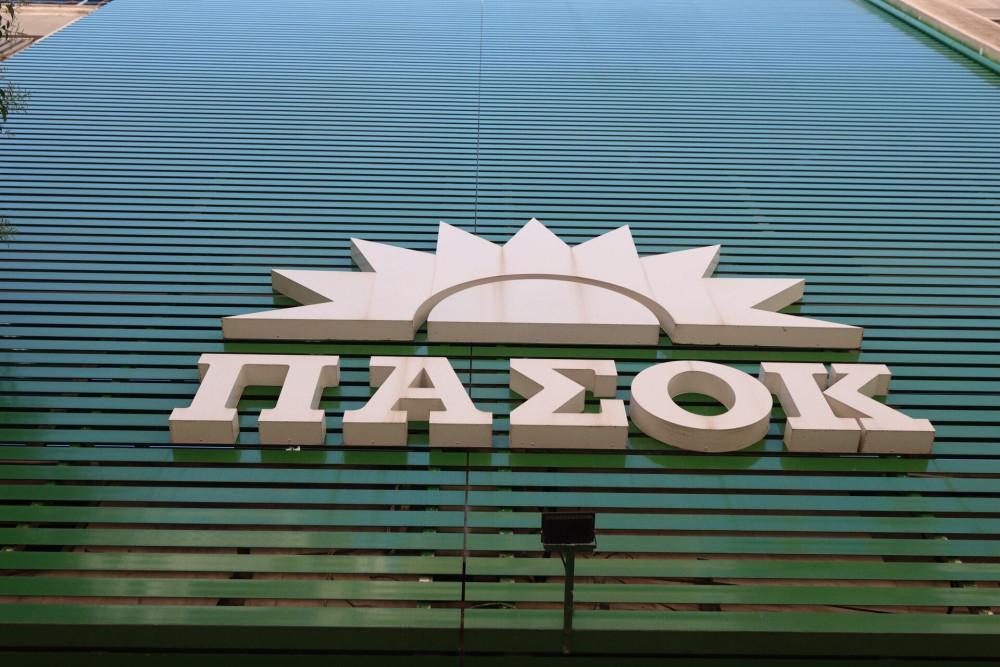 ΠΑΣΟΚ: Η καταδίκη στη Novartis ρίχνει φως στο σκάνδαλο και εκθέτει πολιτικά εμπλεκόμενους