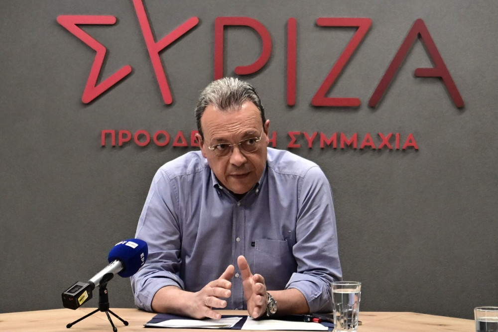 Φάμελλος: λαϊκισμός και καταστροφολογία ακόμη και όταν η κυβέρνηση ανακαινίζει σχολεία