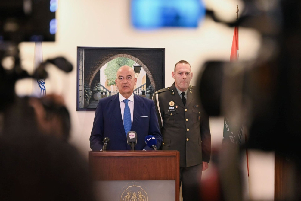 Δένδιας από Λίβανο: Εξαιρετικής σημασίας η προστασία χριστιανικών πληθυσμών της περιοχής