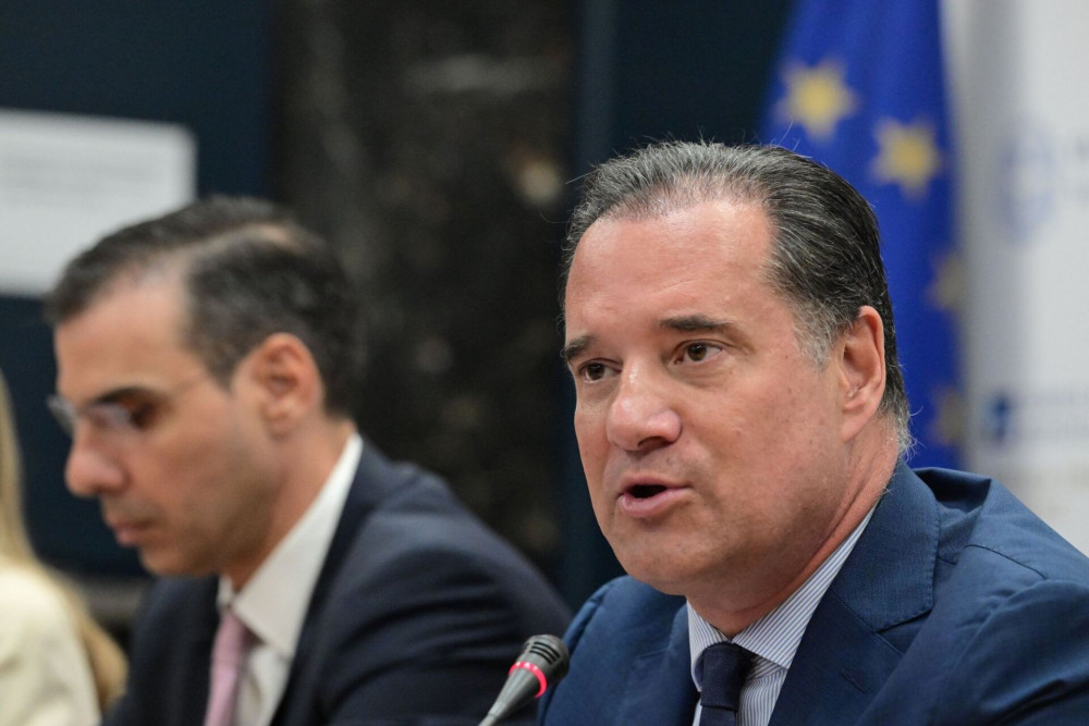 Γεωργιάδης για Τέμπη: Εκταφή μπορεί να γίνει και αφού ξεκινήσει η δίκη - Γιατί να την καθυστερούμε; (video)