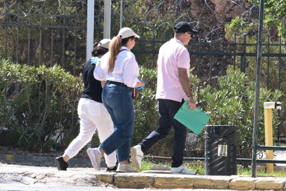 Παλαιό Φάληρο: νέα μαρτυρία «καίει» την 32χρονη μητέρα - Χτυπούσε συνέχεια την 3χρονη