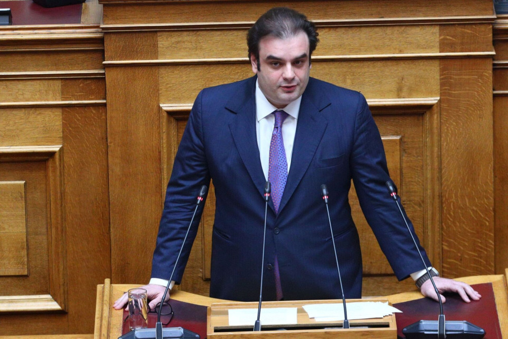 Πιερρακάκης για θάνατο Βεσυρόπουλου: Με βαθιά θλίψη αποχαιρετούμε τον φίλο και συνάδελφο Απόστολο