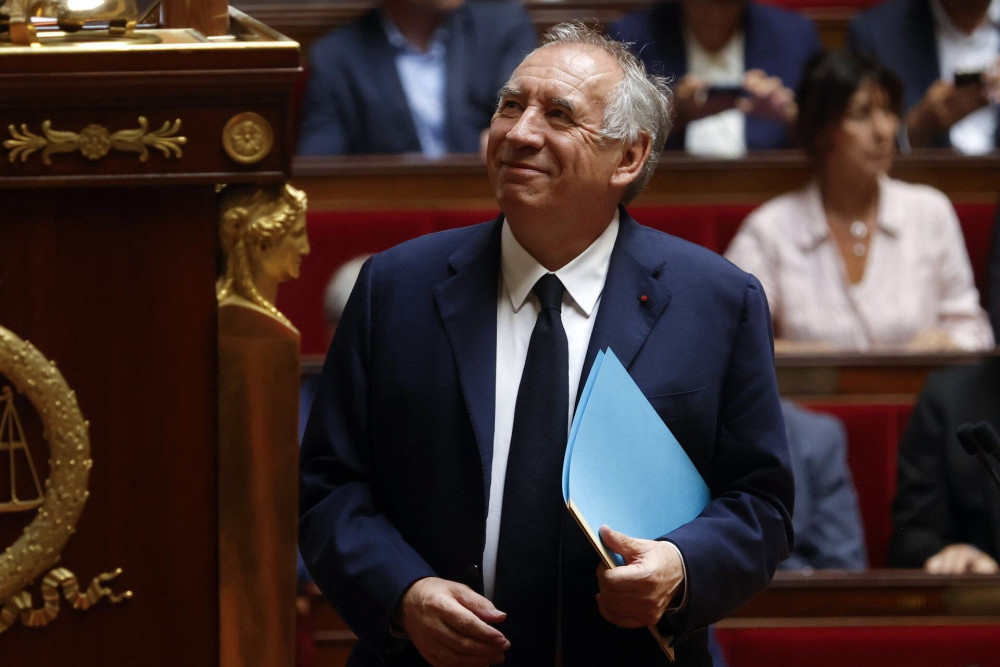 Την παραίτησή του στον Μακρόν υπέβαλε ο Μπαϊρού - Ποια είναι τα φαβορί για τη διαδοχή του (video)