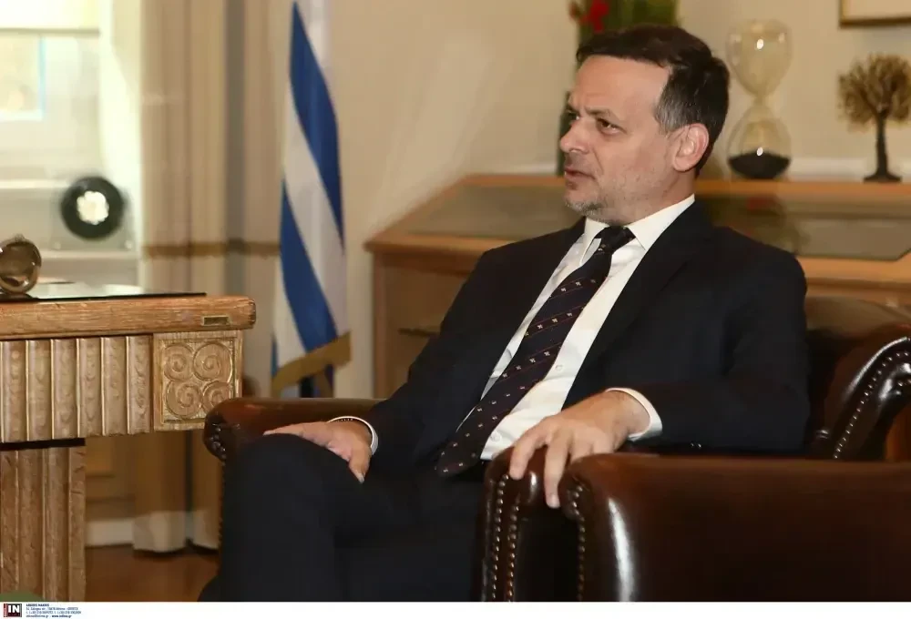 Ο Δούκας ενισχύει τις συμμαχίες κατά του Ανδρουλάκη: Η κρυφή συνάντηση με Καστανίδη