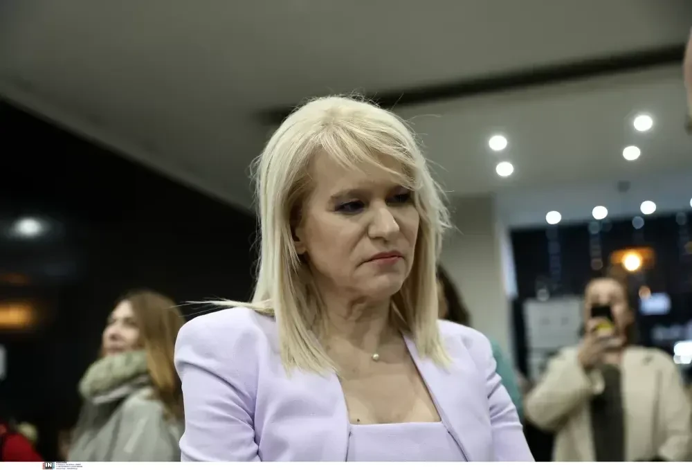 Βέβαιη η Τζάκρη ότι θα υπάρξει συζήτηση ΠΑΣΟΚ-Δημοκρατών: Ο Τσίπρας θα πάει με τα συμφέροντα (video)
