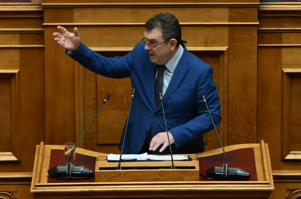 Διάσπαση και στη Νίκη: Νέο κόμμα ανακοίνωσε ο βουλευτής Νίκος Παπαδόπουλος