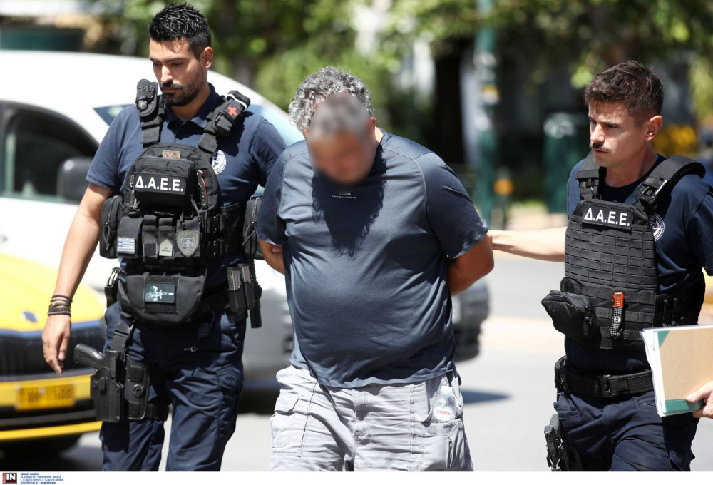 Προθεσμία να απολογηθεί πήρε ο 48χρονος δημοτικός υπάλληλος που κατηγορείται για τέσσερις εμπρησμούς