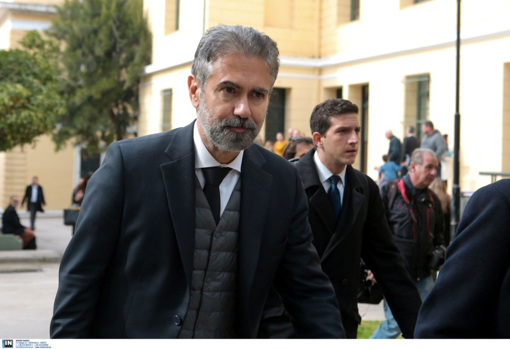 Σκευωρία Novartis: βόμβες Φρουζή για τους «ψευδομάρτυρες-λαμόγια» και τη Δικαιοσύνη που δεν τον κάλεσε ποτέ