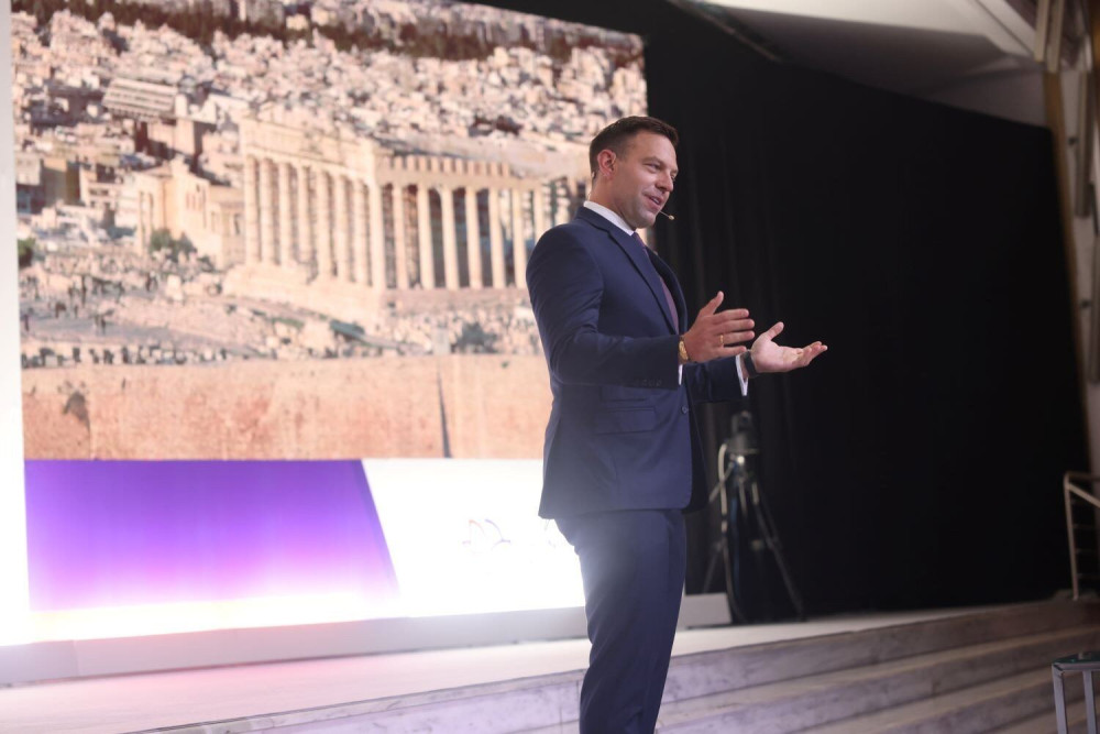 Ο Κασσελάκης στη ΔΕΘ: Όλα θα αλλάξουν, αρκεί να τον πιστέψουμε