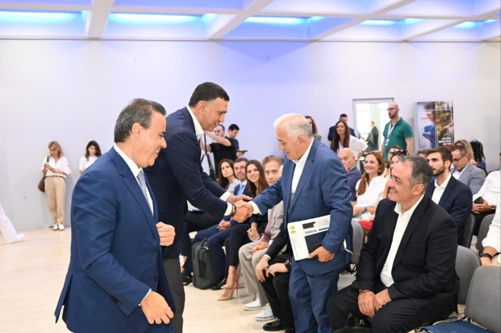 Κικίλιας: Συνάντηση με ψαράδες για τα θαλάσσια πάρκα και την ενίσχυση της αλιευτικής δραστηριότητας
