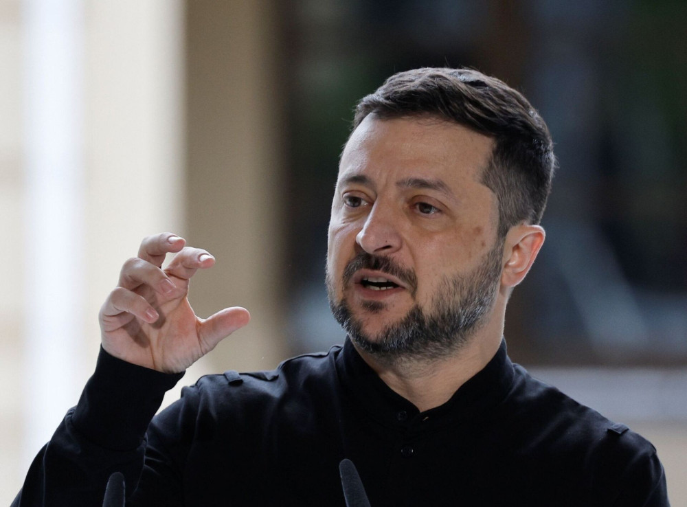 Ουκρανία: ο Ζελένσκι προειδοποιεί για κύματα ρωσικών επιθέσεων στη διάρκεια της ημέρας