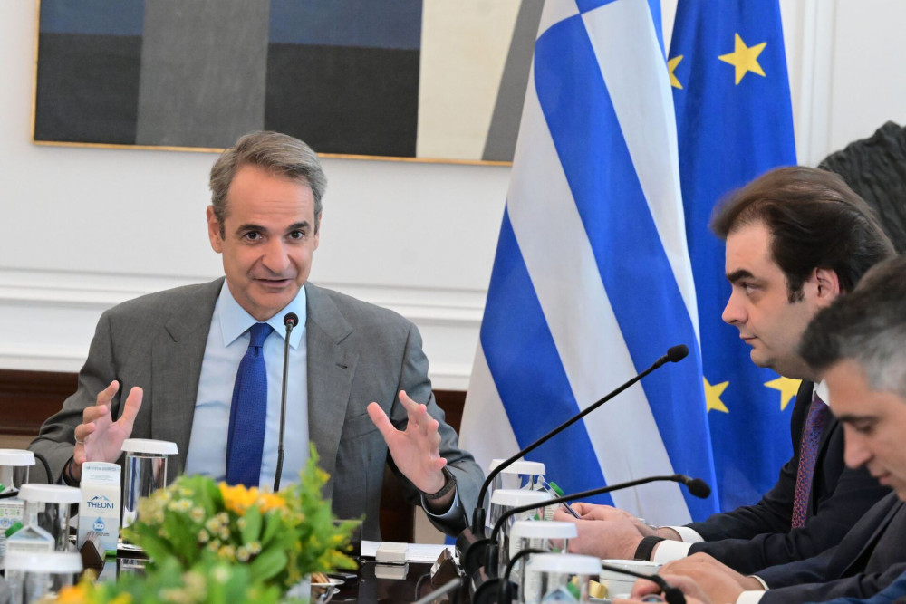 Λιγότερα τεκμήρια, περισσότερα επιδόματα και απαλλαγές από το 2026