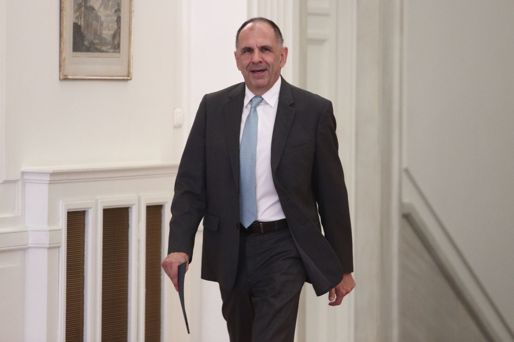 Ιστορική τριμερής Ελλάδας – Κύπρου – Συρίας: επενδύσεις, δίκαιο της θάλασσας και περιφερειακή σταθερότητα