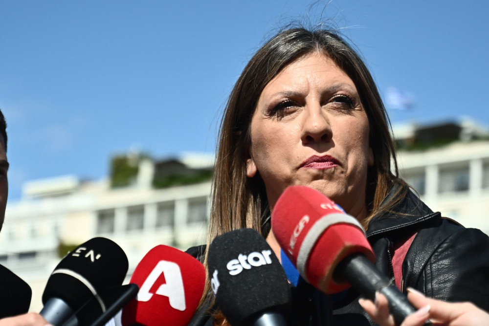 Ανοίκεια επίθεση Κωνσταντοπούλου σε Στραβελάκη: «Δεν γεννήθηκε ακόμα ο άνθρωπος που θα μου πει τι θα πω» (video)