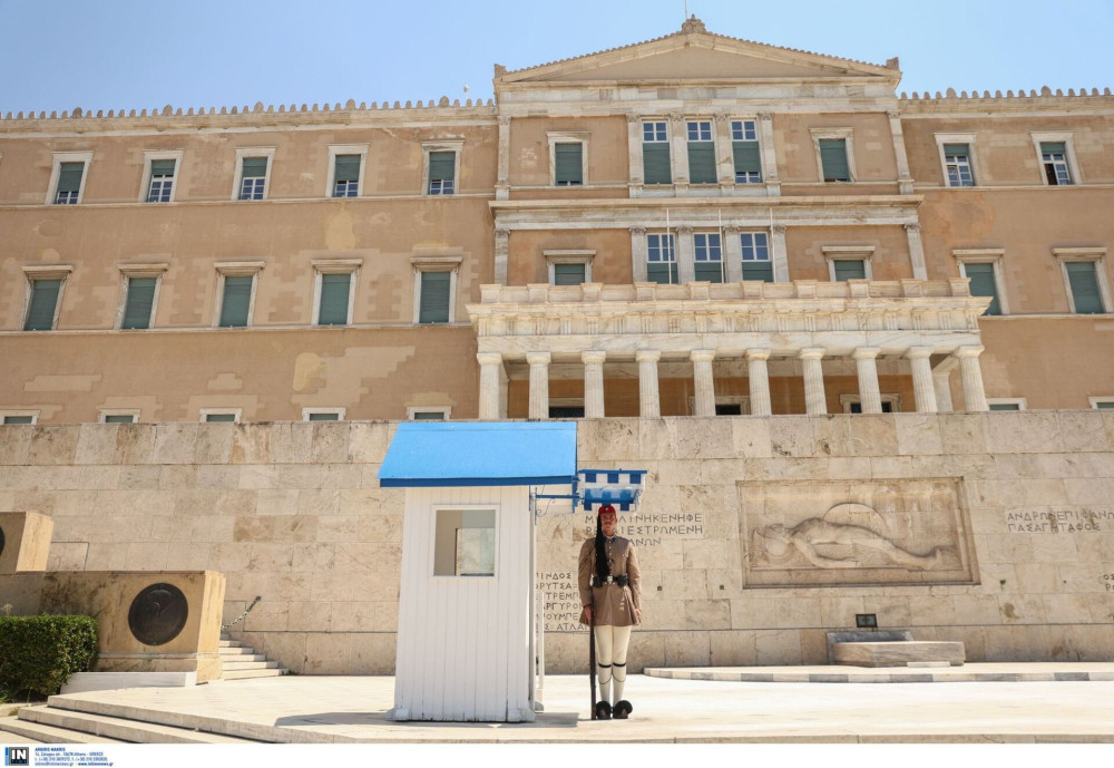 Πορτοσάλτε: Το μνημείο Άγνωστου Στρατιώτη ανήκει σε όλους τους Έλληνες, όχι σε οργανώσεις (video)