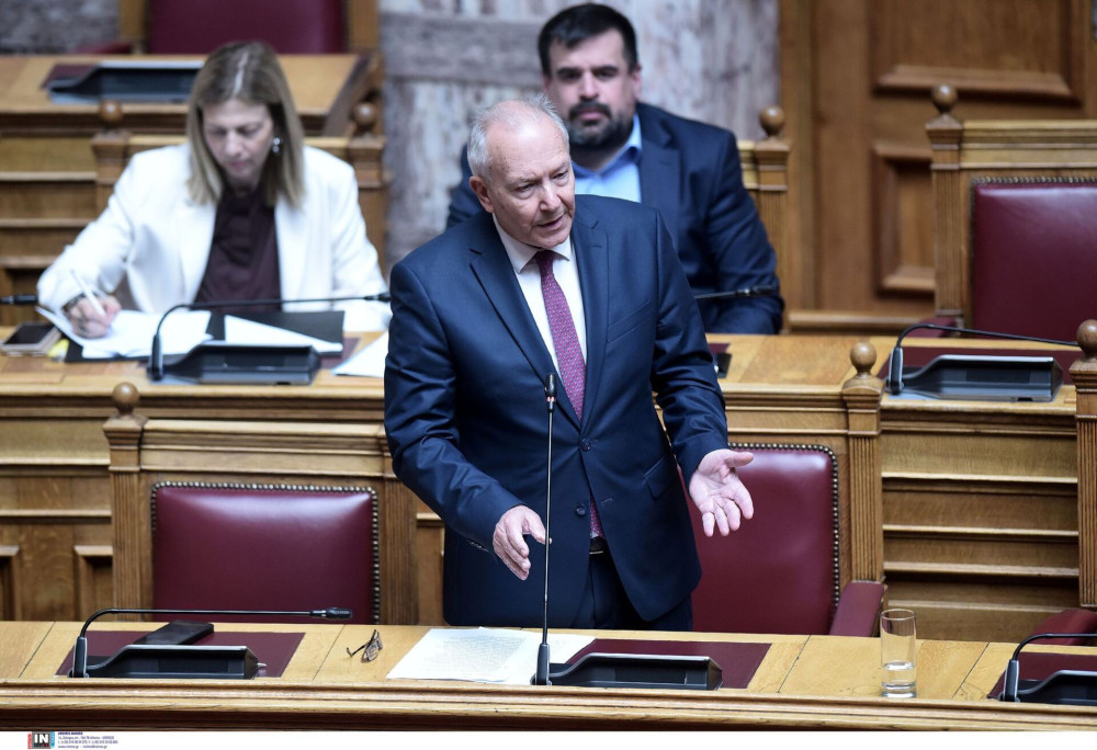 Γκίκας: Η Ελλάδα εφαρμόζει αυστηρή αλλά δίκαιη μεταναστευτική πολιτική