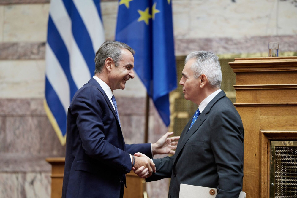 Μητσοτάκης για Χαρακόπουλο: Ψύχραιμη φωνή, συνάδελφος με «πολλά χιλιόμετρα» - Καλή δύναμη στα νέα καθήκοντα