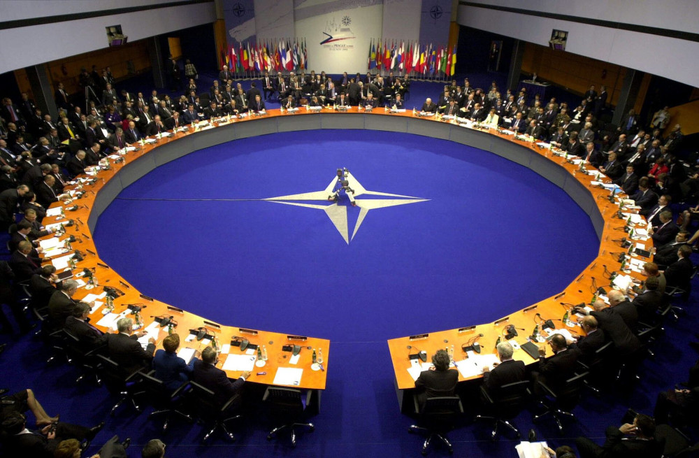 Στρατιωτική βοήθεια ενός δισ. ευρώ στην Ουκρανία υπόσχονται χώρες μέλη του ΝΑΤΟ