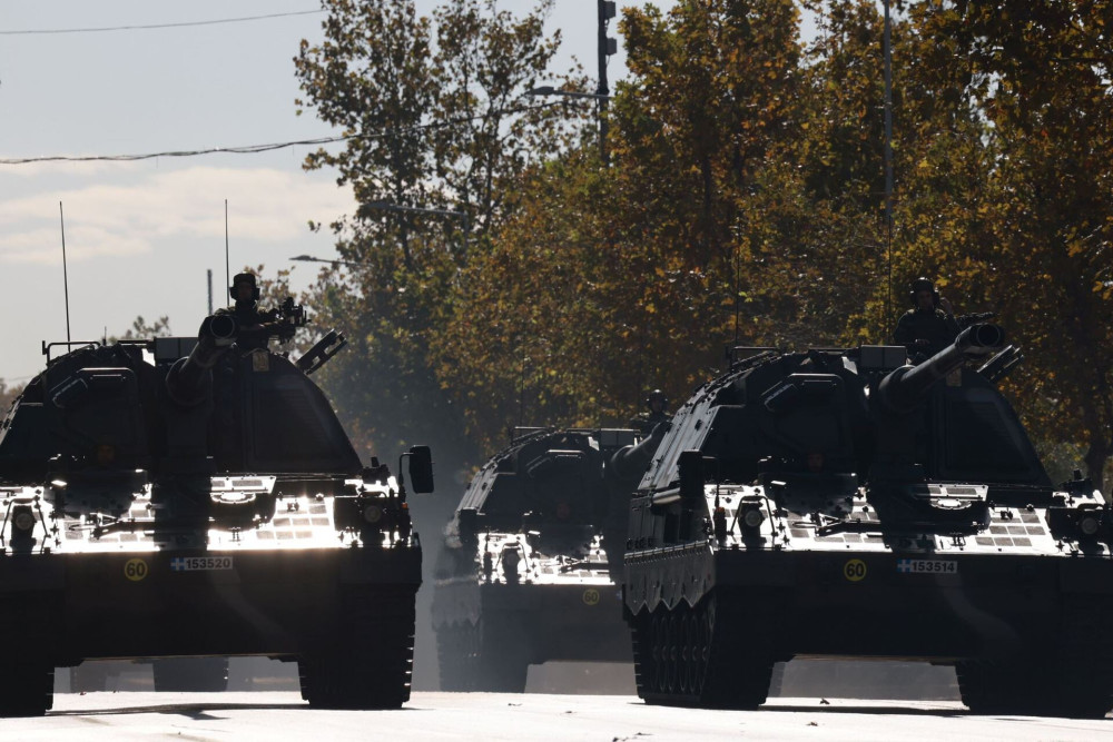 28η Οκτωβρίου: συγκίνηση και υπερηφάνεια στη στρατιωτική παρέλαση στη Θεσσαλονίκη (photos και video)