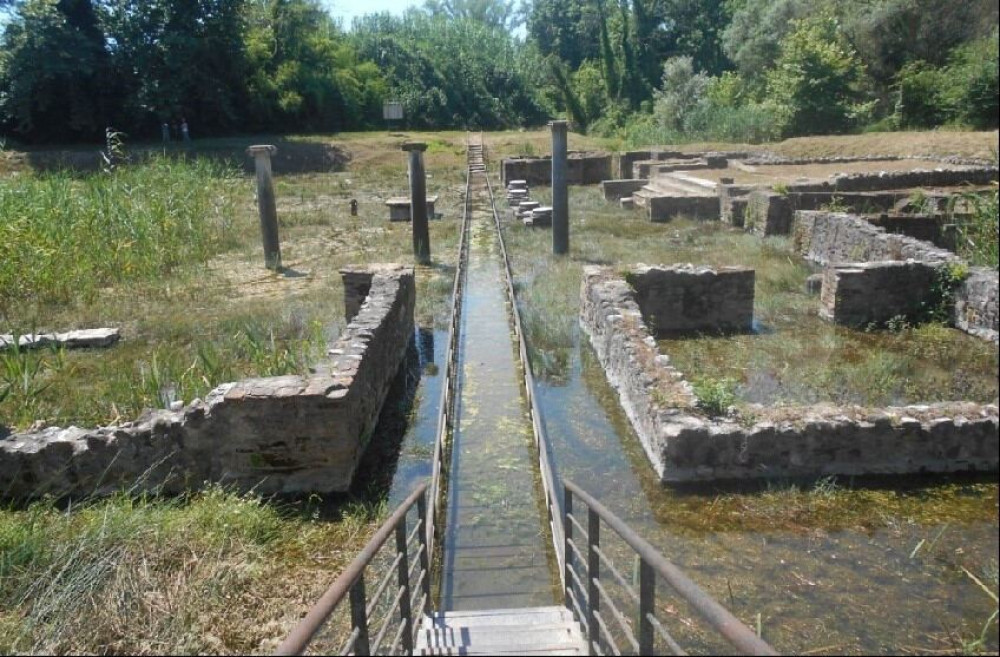 ΥΠΠΟ: ολοκληρώνονται τα αντιπλημμυρικά έργα στον αρχαιολογικό χώρο του Δίου (photos)