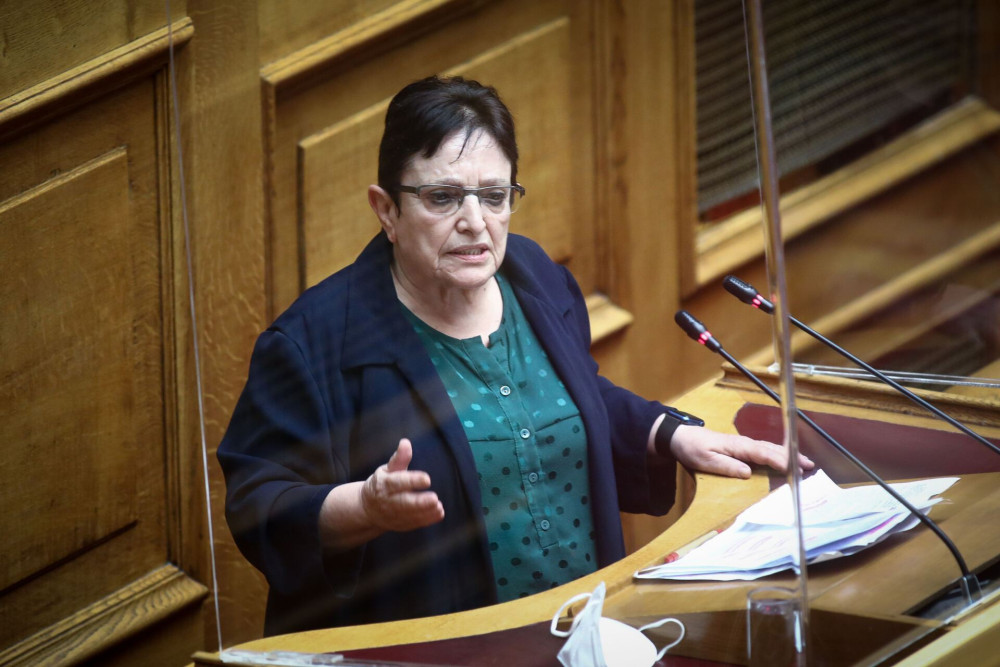 Στο «Αγία Όλγα» η Αλέκα Παπαρήγα - Τι έγραψε μετά την έξοδό της από το νοσοκομείο