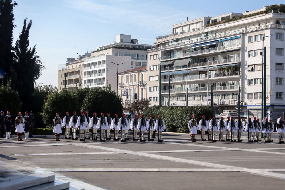 Μνημείο του Άγνωστου Στρατιώτη: από το 1932 στη χαμένη ιερότητα
