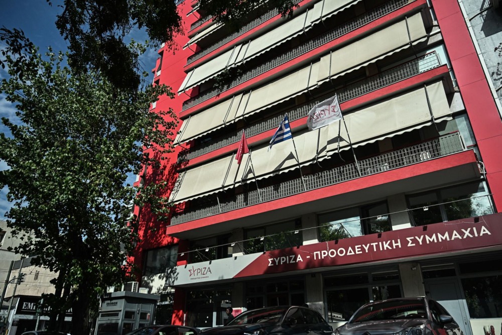 Έξαλλοι στον ΣΥΡΙΖΑ με το ΠΑΣΟΚ για τις «αρπαγές» εδρών και τα περί αυτόνομης πορείας