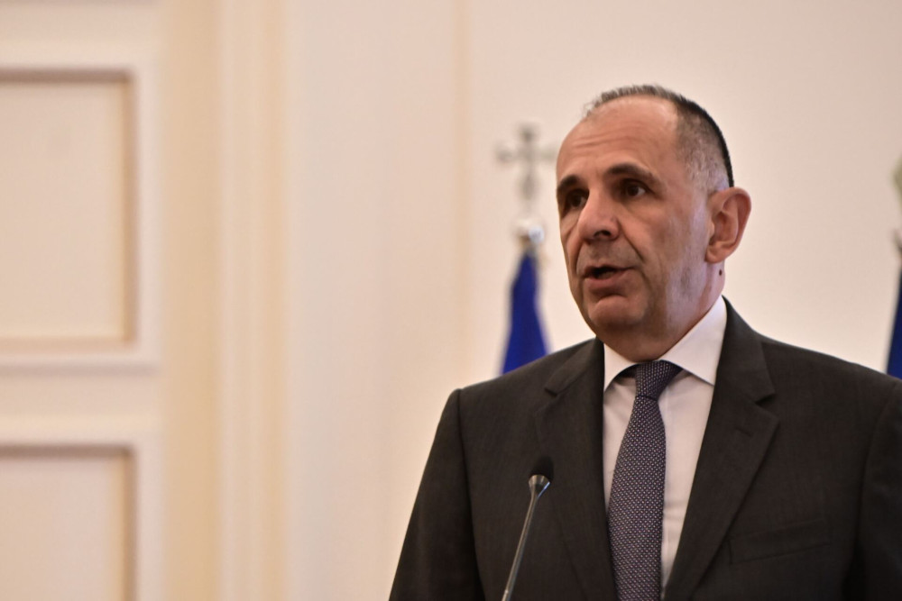 Ο Γιώργος Γεραπετρίτης στην Τήνο για τον Δεκαπενταύγουστο, θα εκπροσωπήσει την κυβέρνηση