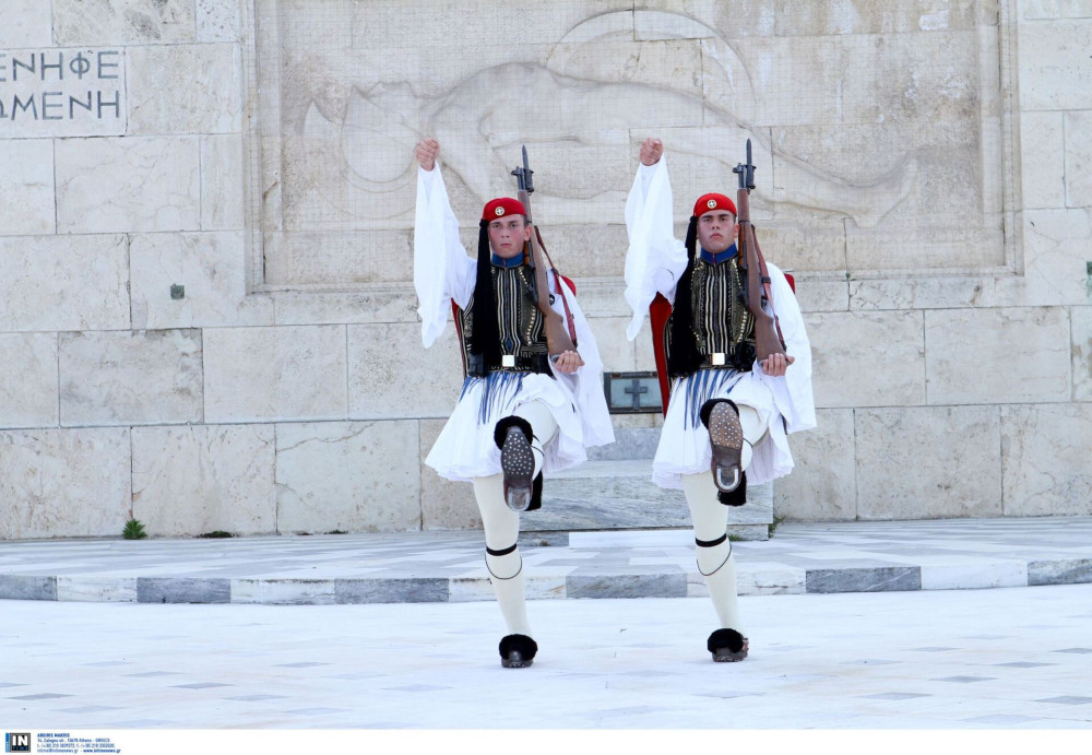Κατσιβαρδάς στο «Μανιφέστο»: Η προστασία του Αγνώστου Στρατιώτου ανάχωμα στην ιεροσυλία των εθνομηδενιστών