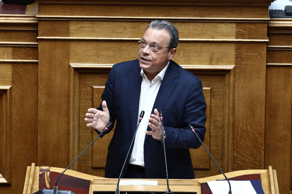 «Βράζει» ο ΣΥΡΙΖΑ, δυσαρέσκεια για Φάμελλο