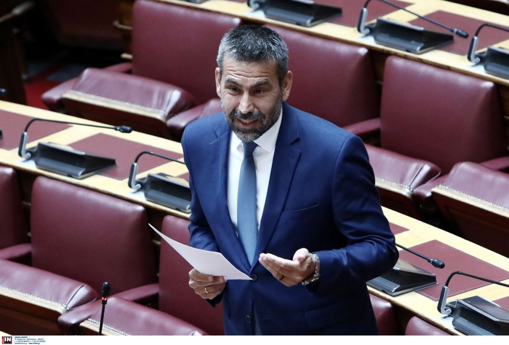 Ο Νικολαΐδης χώρισε Μυτιλήνη και Λέσβο - Η γεωγραφία κλαίει, ο Τσίπρας γελάει (video)
