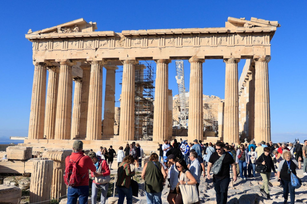 «Πετάει» ο τουρισμός: αύξηση 28,3% στην τουριστική κίνηση το α’ τρίμηνο του 2026