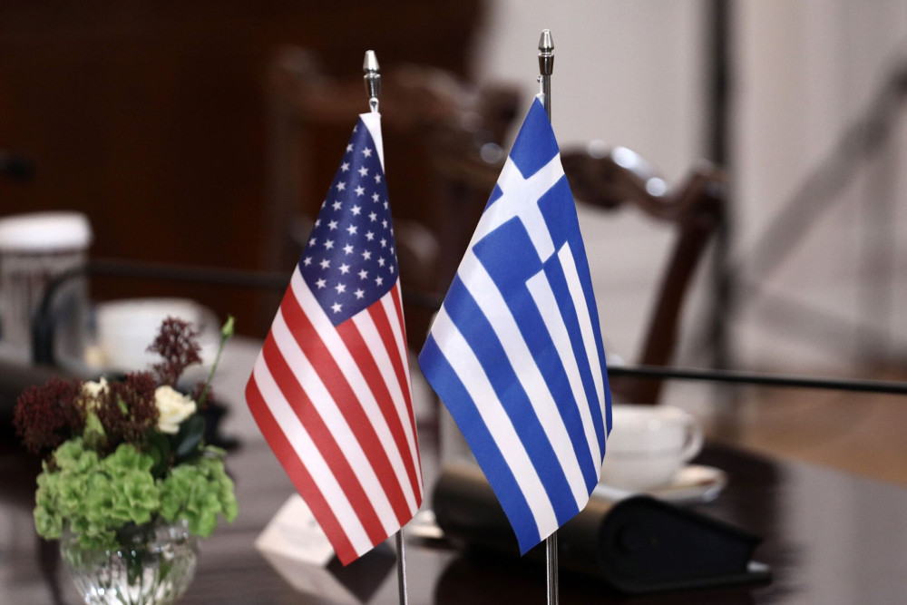 Ισχυρό μήνυμα εμπιστοσύνης στην ελληνική οικονομία από το Capital Link 2025 στη Νέα Υόρκη