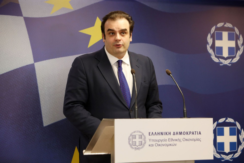 Bloomberg: ο Κυριάκος Πιερρακάκης υποψήφιος για την προεδρία του Eurogroup