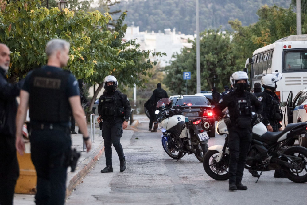 Υποδύονταν υπαλλήλους ΔΕΔΔΗΕ και δημόσιους λειτουργούς - 30 συλλήψεις σε Αττική και Κορινθία