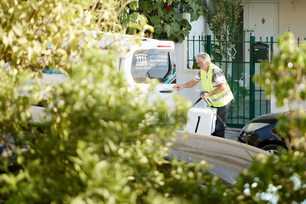 ΕΟΠΥΥ: 141.000 ασθενείς έχουν παραλάβει τα φάρμακά τους στο σπίτι