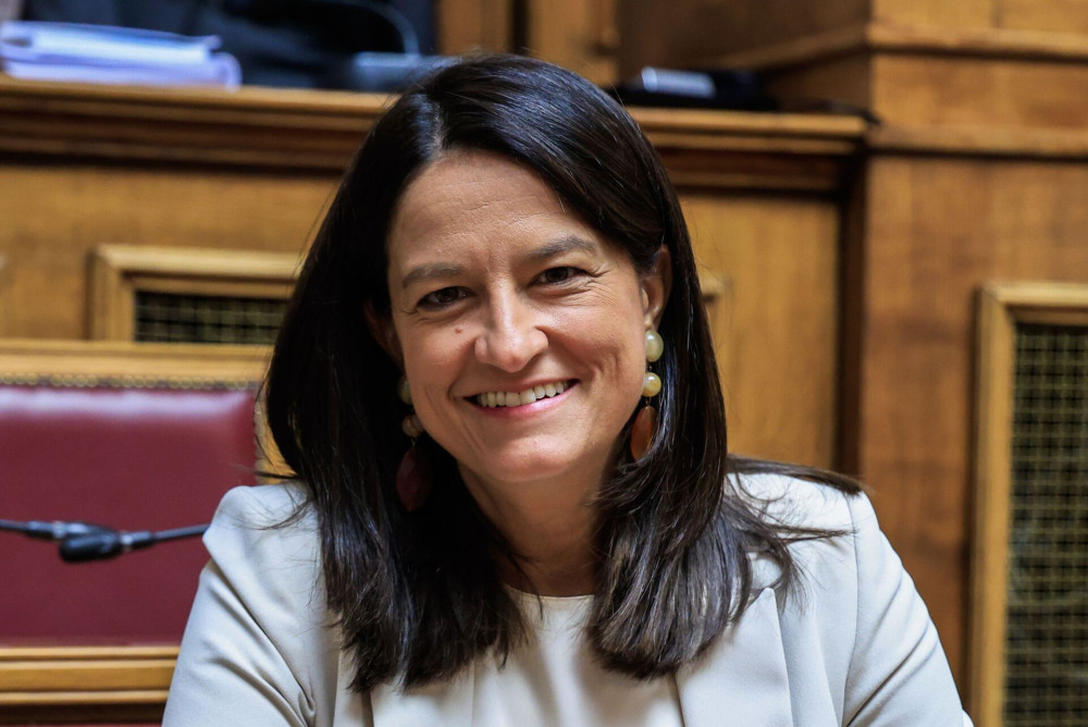 Νίκη Κεραμέως για συλλογικές συμβάσεις: Χιλιάδες εργαζόμενοι στην εστίαση βλέπουν αυξήσεις μισθών (video)