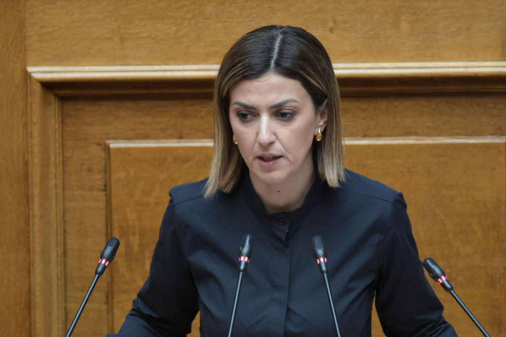 Αγαπηδάκη: Μηνύσεις σε όσους θέτουν σε κίνδυνο τη δημόσια υγεία - Σύμβουλος υγείας με AI