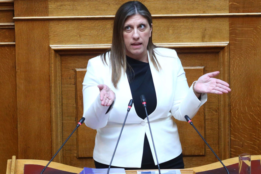 Βουλαρίνος: «ξενέρωμα» από τη Ζωή για τον «χρονοκόφτη» στη Βουλή (video)