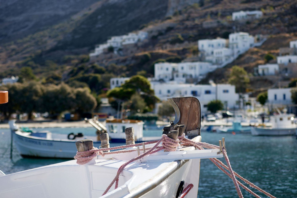 Οι ψαράδες της Αμοργού μάς έβαλαν τα «γυαλιά»