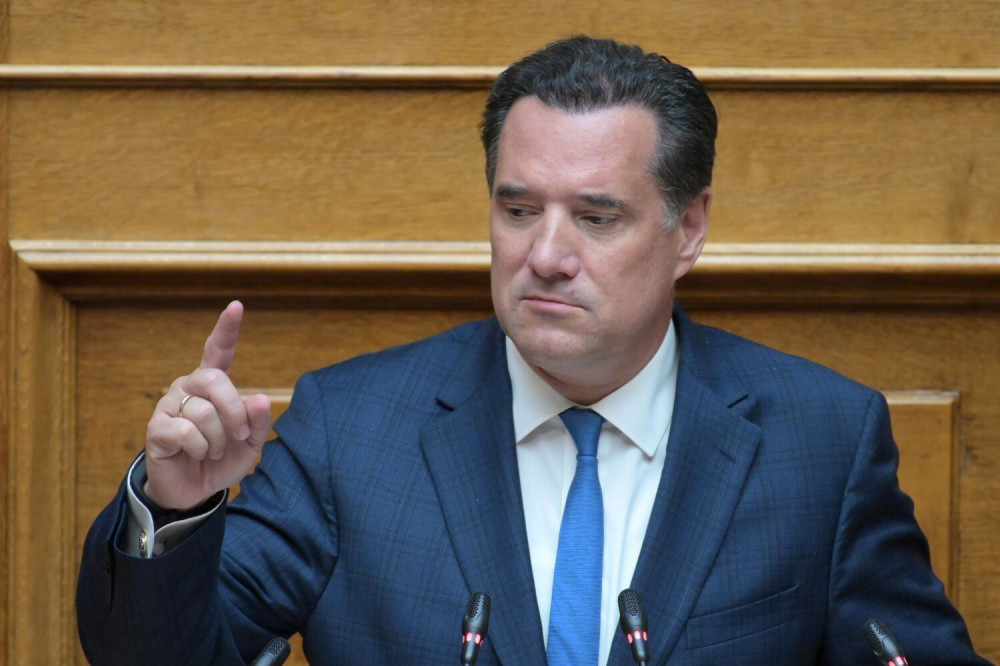 Γεωργιάδης: Δεν μπορεί να είσαι κομμουνιστής αν δεν γκρινιάζεις από το πρωί μέχρι το βράδυ (video)