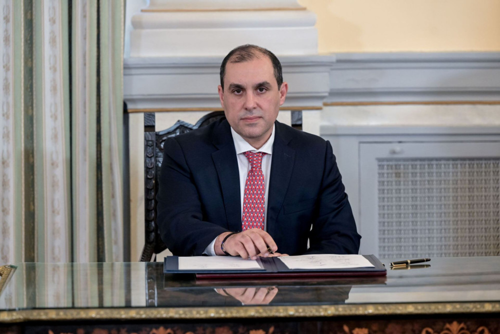 Κώστας Κατσαφάδος στο «Μανιφέστο»: Η κρατική αρωγή μπορεί να λειτουργεί γρήγορα, αξιόπιστα, δίκαια