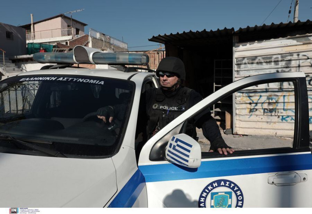 Επίθεση με μολότοφ στον Λόφο του Στρέφη - Ένας τραυματίας αστυνομικός